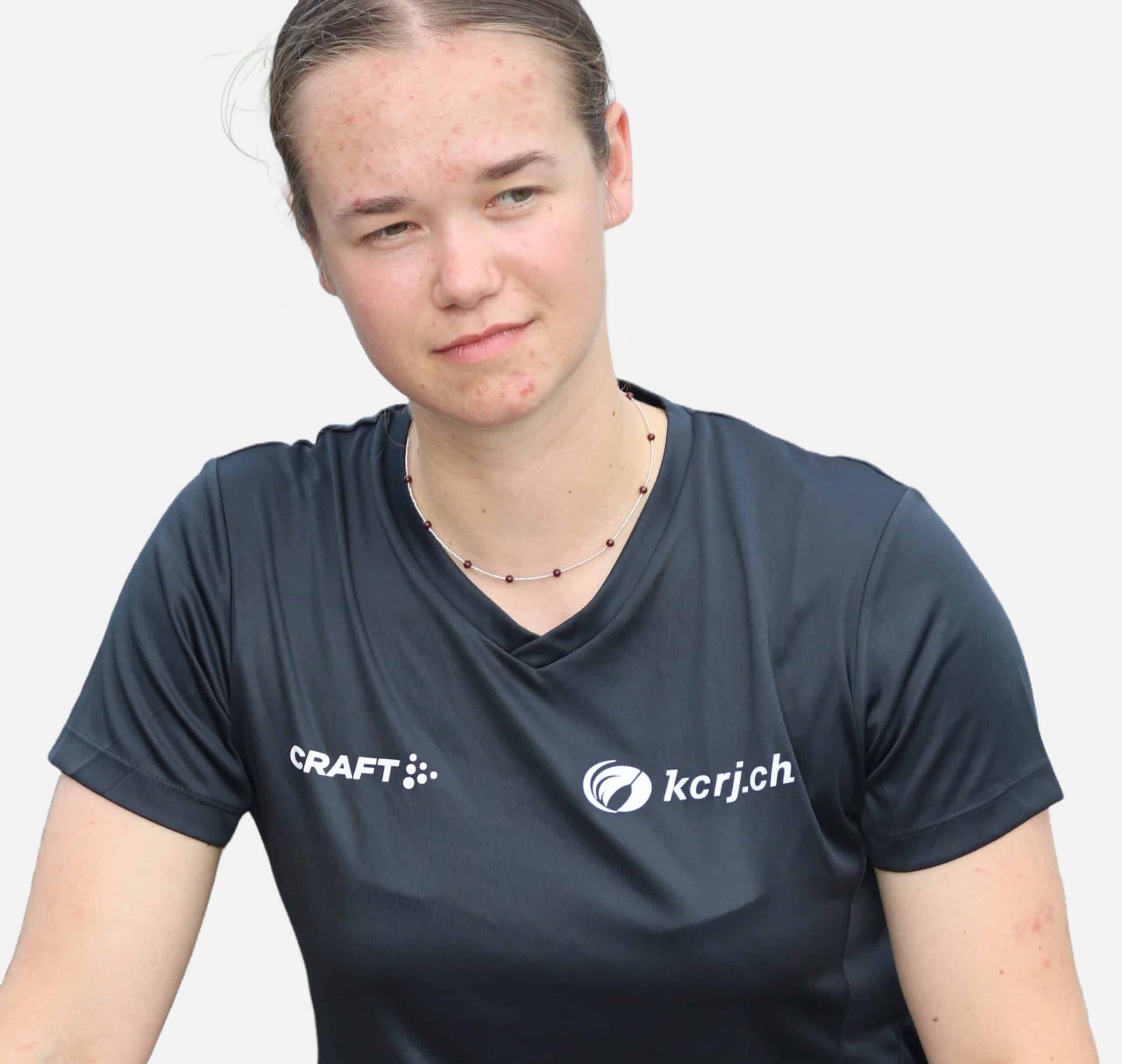 zoe hellgrausq